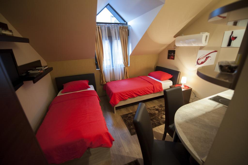 Benvenuti Apartments Cetinje Zimmer foto