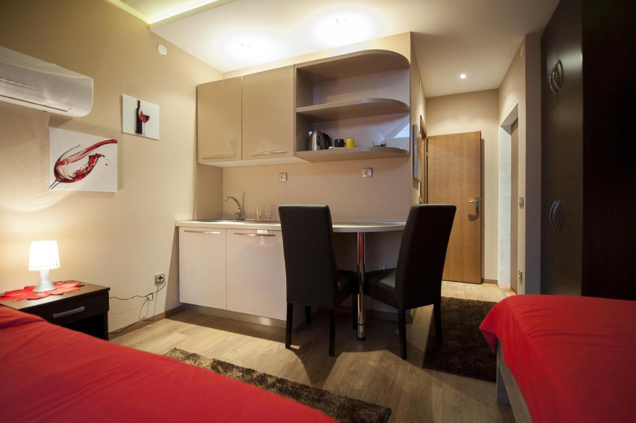 Benvenuti Apartments Cetinje Zimmer foto